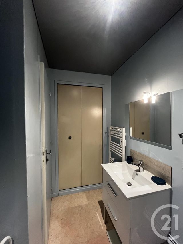 Appartement F1 à louer - 1 pièce - 22.38 m2 - MORTEAU - 25 - FRANCHE-COMTE - Century 21 Avenir Immobilier