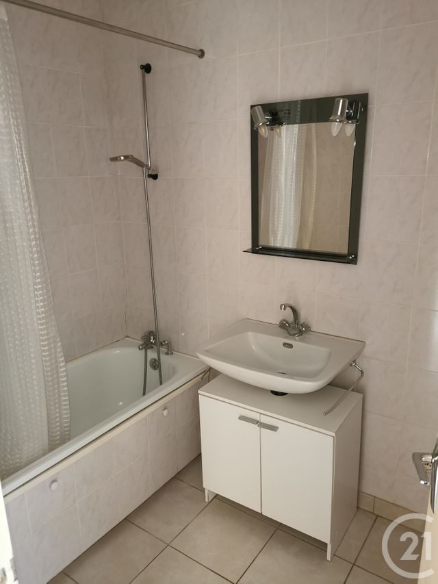 Appartement F2 à louer - 2 pièces - 39.81 m2 - VILLERS LE LAC - 25 - FRANCHE-COMTE - Century 21 Avenir Immobilier