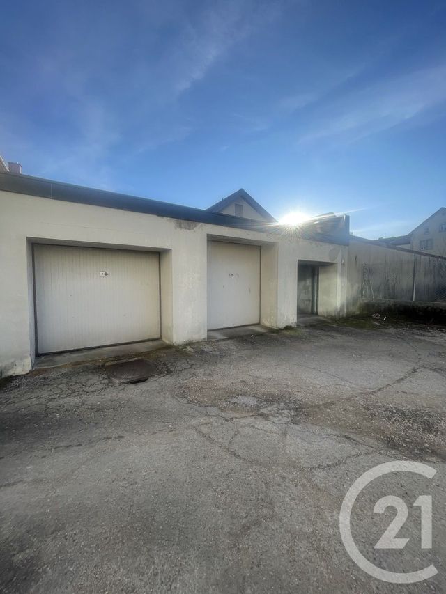 parking à louer - 15.0 m2 - MORTEAU - 25 - FRANCHE-COMTE - Century 21 Avenir Immobilier