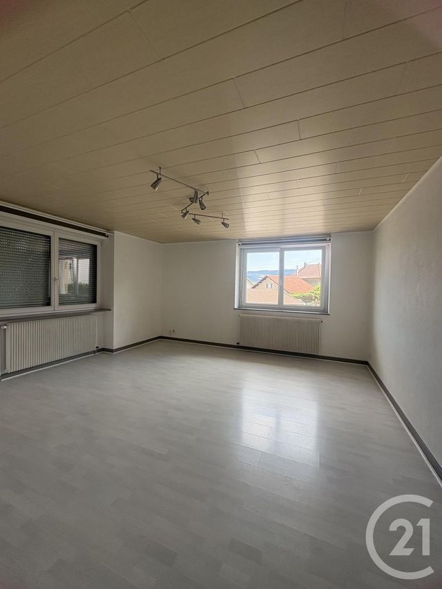 Appartement F4 à louer - 4 pièces - 96.81 m2 - MORTEAU - 25 - FRANCHE-COMTE - Century 21 Avenir Immobilier