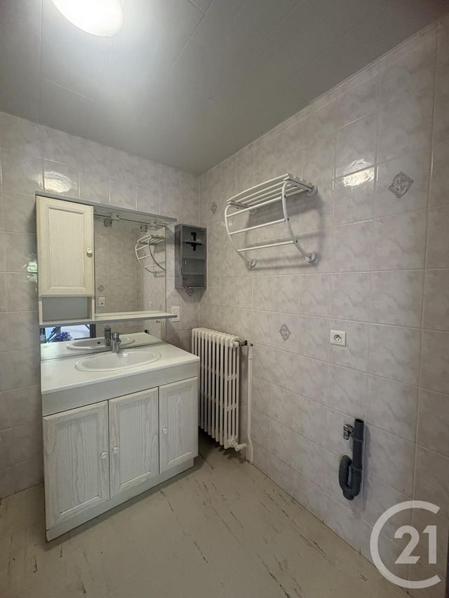Appartement F4 à louer - 4 pièces - 96.81 m2 - MORTEAU - 25 - FRANCHE-COMTE - Century 21 Avenir Immobilier