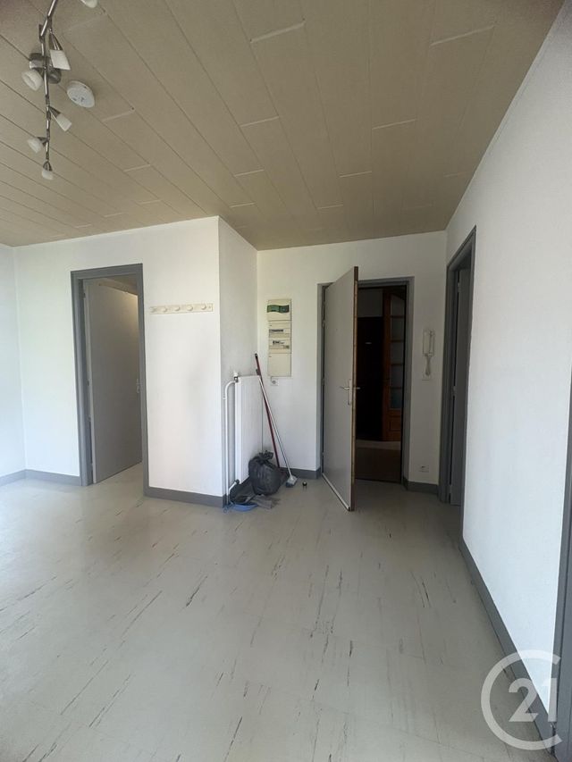 Appartement F4 à louer - 4 pièces - 96.81 m2 - MORTEAU - 25 - FRANCHE-COMTE - Century 21 Avenir Immobilier