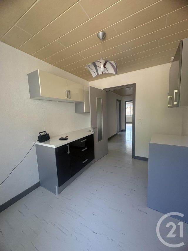 Appartement F4 à louer - 4 pièces - 96.81 m2 - MORTEAU - 25 - FRANCHE-COMTE - Century 21 Avenir Immobilier