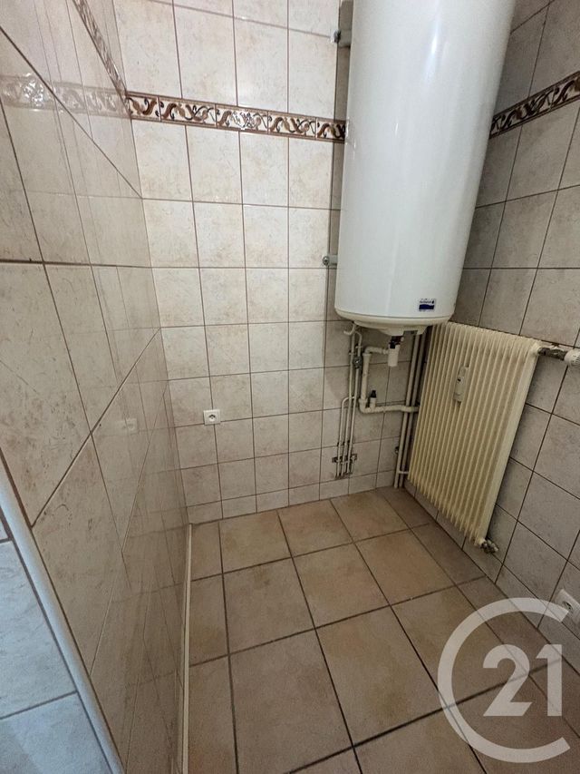 Appartement F3 à louer - 3 pièces - 72.0 m2 - MORTEAU - 25 - FRANCHE-COMTE - Century 21 Avenir Immobilier