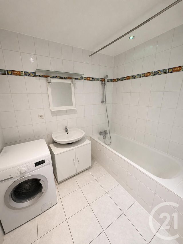 Appartement F3 à vendre - 3 pièces - 65.0 m2 - GRAND COMBE CHATELEU - 25 - FRANCHE-COMTE - Century 21 Avenir Immobilier