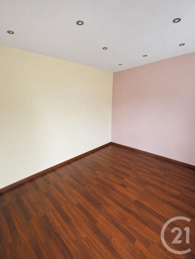 Appartement F3 à vendre - 3 pièces - 65.0 m2 - GRAND COMBE CHATELEU - 25 - FRANCHE-COMTE - Century 21 Avenir Immobilier
