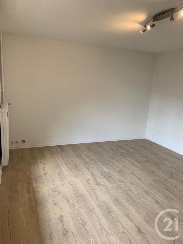 Appartement F3 à louer - 3 pièces - 66.75 m2 - MORTEAU - 25 - FRANCHE-COMTE - Century 21 Avenir Immobilier