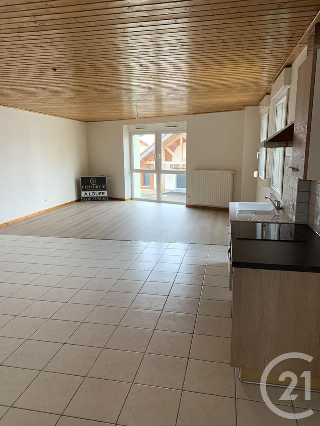 Appartement F4 à louer - 4 pièces - 88.36 m2 - GILLEY - 25 - FRANCHE-COMTE - Century 21 Avenir Immobilier