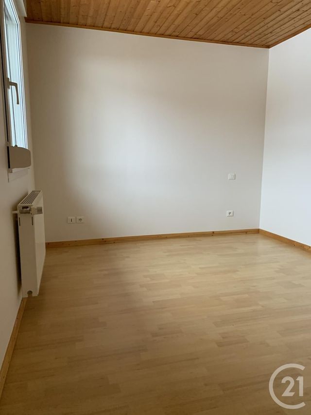Appartement F4 à louer - 4 pièces - 88.36 m2 - GILLEY - 25 - FRANCHE-COMTE - Century 21 Avenir Immobilier