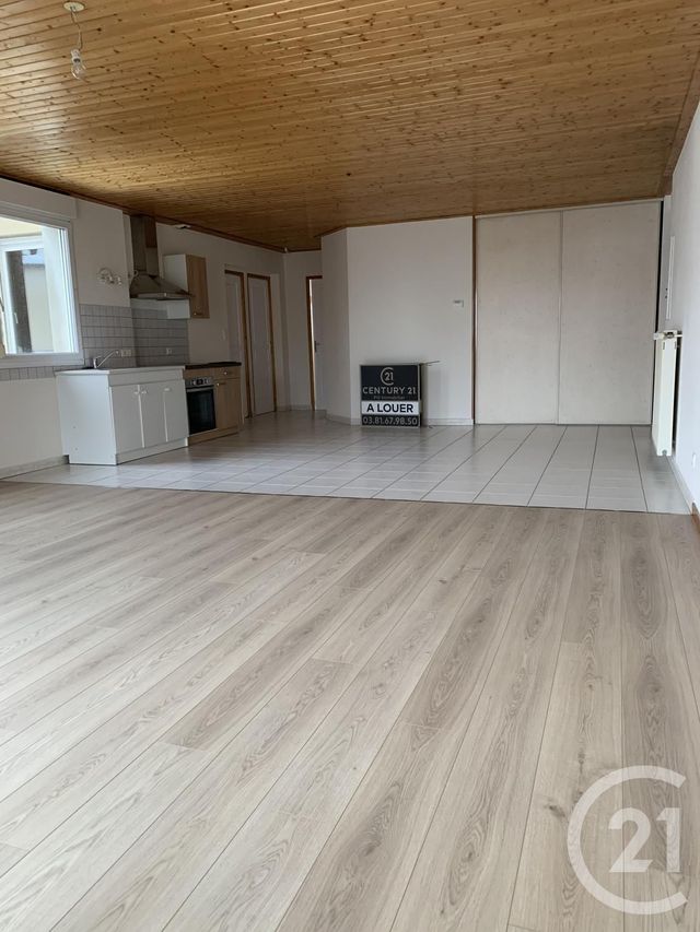 Appartement F4 à louer - 4 pièces - 88.36 m2 - GILLEY - 25 - FRANCHE-COMTE - Century 21 Avenir Immobilier
