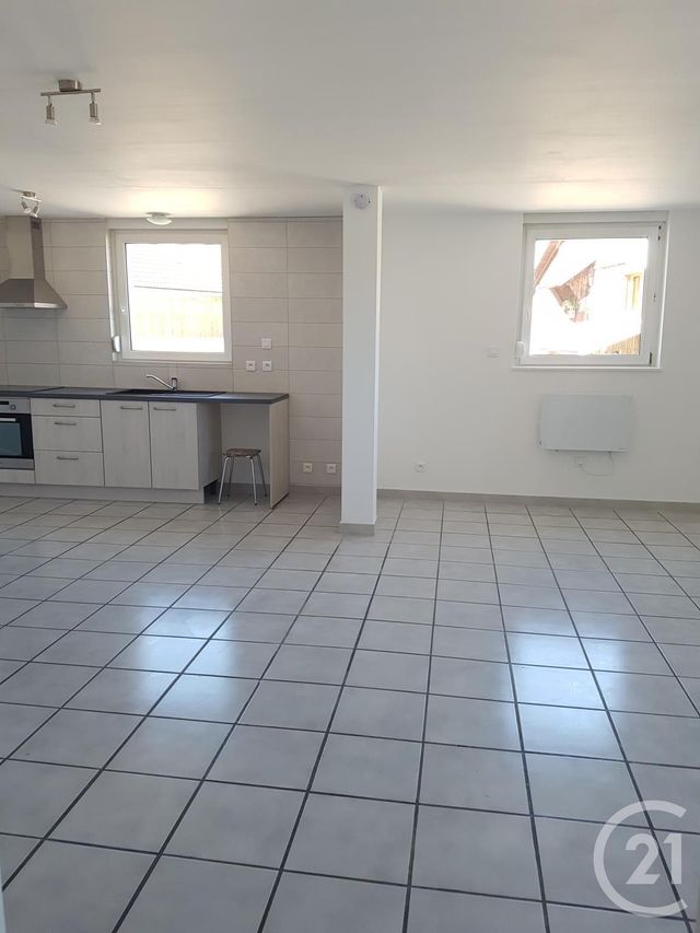 Appartement F3 à louer - 3 pièces - 59.44 m2 - LA LONGEVILLE - 25 - FRANCHE-COMTE - Century 21 Avenir Immobilier
