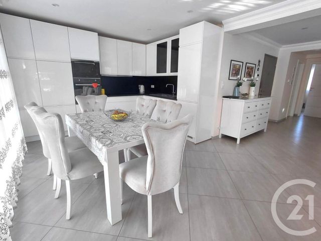 Appartement Duplex à vendre - 5 pièces - 118.4 m2 - VILLERS LE LAC - 25 - FRANCHE-COMTE - Century 21 Avenir Immobilier