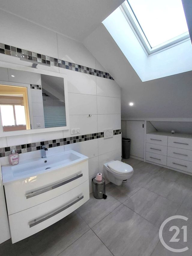 Appartement Duplex à vendre - 5 pièces - 118.4 m2 - VILLERS LE LAC - 25 - FRANCHE-COMTE - Century 21 Avenir Immobilier