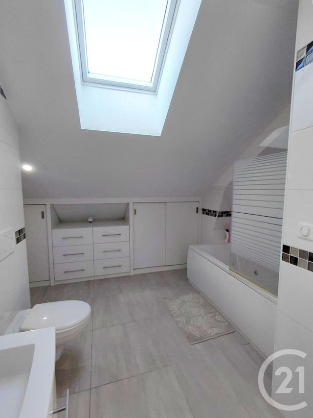 Appartement Duplex à vendre - 5 pièces - 118.4 m2 - VILLERS LE LAC - 25 - FRANCHE-COMTE - Century 21 Avenir Immobilier