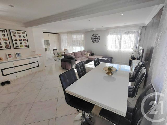 Appartement Duplex à vendre - 5 pièces - 118.4 m2 - VILLERS LE LAC - 25 - FRANCHE-COMTE - Century 21 Avenir Immobilier