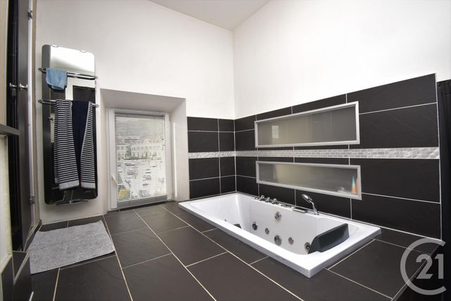Afficher la photo en grand Appartement F3 à vendre - 4 pièces - 99.09 m2 - MORTEAU - 25 - FRANCHE-COMTE - Century 21 Pg Immobilier