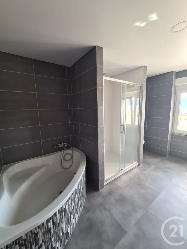 Afficher la photo en grand Appartement F5 à vendre - 5 pièces - 136.0 m2 - MORTEAU - 25 - FRANCHE-COMTE - Century 21 Pg Immobilier