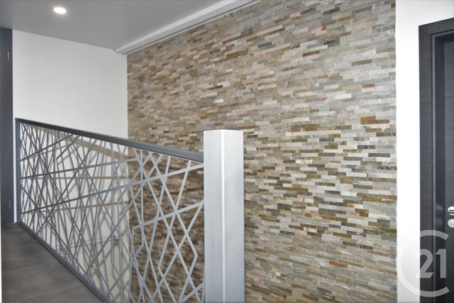 Afficher la photo en grand Appartement F5 à vendre - 5 pièces - 136.0 m2 - MORTEAU - 25 - FRANCHE-COMTE - Century 21 Pg Immobilier