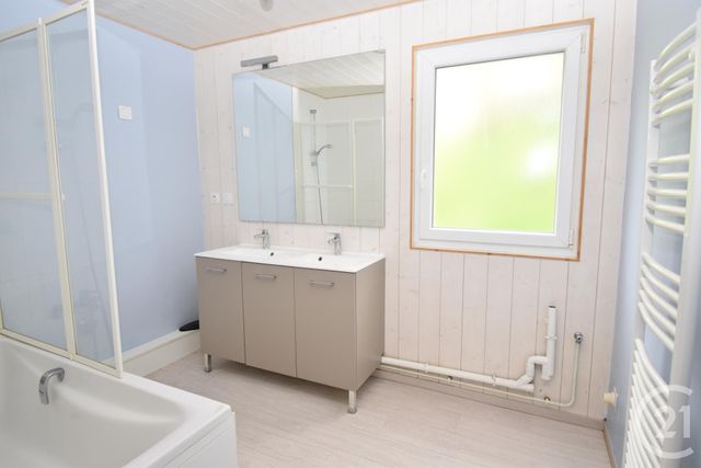 Appartement à vendre - 5 pièces - 93.48 m2 - MORTEAU - 25 - FRANCHE-COMTE - Century 21 Pg Immobilier Appartement à vendre - 5 pièces - 93.48 m2 - MORTEAU - 25 - FRANCHE-COMTE - Century 21 Pg Immobilier