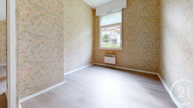 Appartement à vendre - 5 pièces - 93.48 m2 - MORTEAU - 25 - FRANCHE-COMTE - Century 21 Pg Immobilier Appartement à vendre - 5 pièces - 93.48 m2 - MORTEAU - 25 - FRANCHE-COMTE - Century 21 Pg Immobilier
