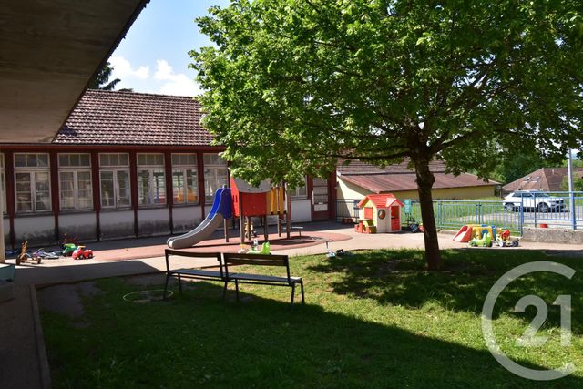 Appartement T2 à vendre - 2 pièces - 53.83 m2 - MORTEAU - 25 - FRANCHE-COMTE - Century 21 Pg Immobilier Appartement T2 à vendre - 2 pièces - 53.83 m2 - MORTEAU - 25 - FRANCHE-COMTE - Century 21 Pg Immobilier