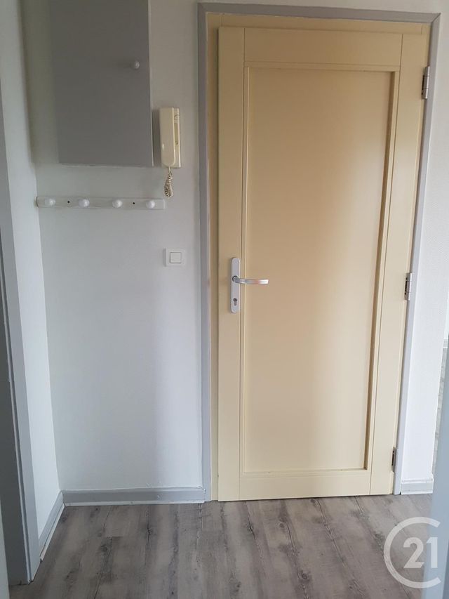 Appartement F3 à louer - 4 pièces - 75.33 m2 - MORTEAU - 25 - FRANCHE-COMTE - Century 21 Pg Immobilier Appartement F3 à louer - 4 pièces - 75.33 m2 - MORTEAU - 25 - FRANCHE-COMTE - Century 21 Pg Immobilier