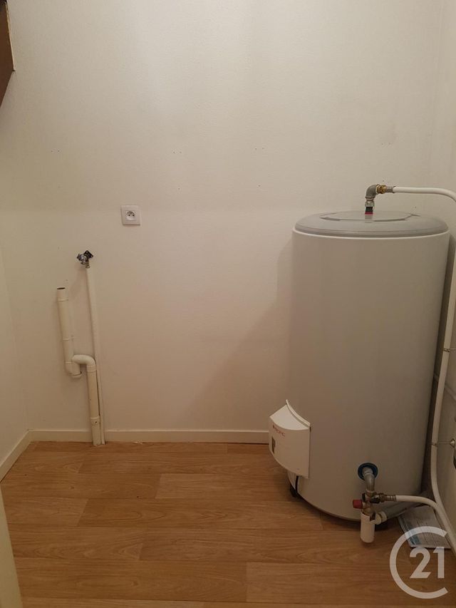 Afficher la photo en grand Appartement F4 à louer - 4 pièces - 93.0 m2 - MORTEAU - 25 - FRANCHE-COMTE - Century 21 Pg Immobilier