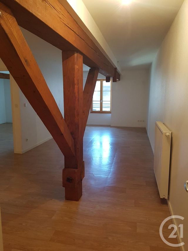 Afficher la photo en grand Appartement F4 à louer - 4 pièces - 93.0 m2 - MORTEAU - 25 - FRANCHE-COMTE - Century 21 Pg Immobilier