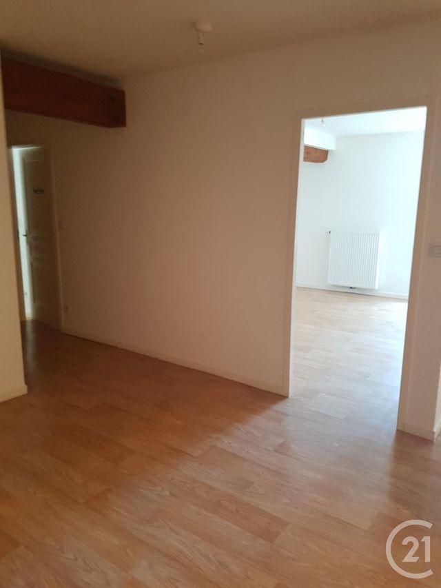 Afficher la photo en grand Appartement F4 à louer - 4 pièces - 93.0 m2 - MORTEAU - 25 - FRANCHE-COMTE - Century 21 Pg Immobilier