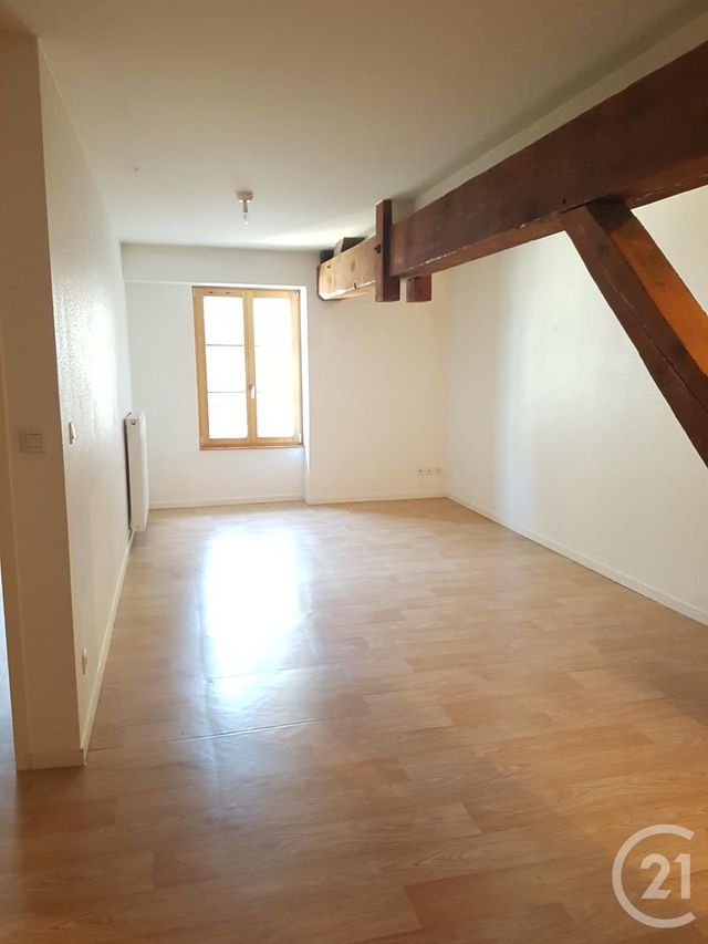 Afficher la photo en grand Appartement F4 à louer - 4 pièces - 93.0 m2 - MORTEAU - 25 - FRANCHE-COMTE - Century 21 Pg Immobilier