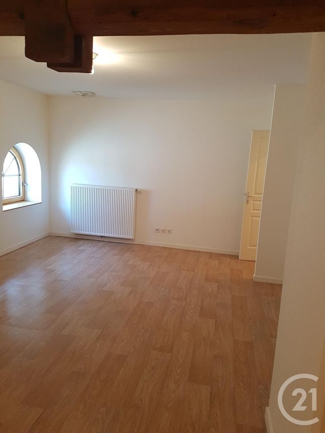Afficher la photo en grand Appartement F4 à louer - 4 pièces - 93.0 m2 - MORTEAU - 25 - FRANCHE-COMTE - Century 21 Pg Immobilier