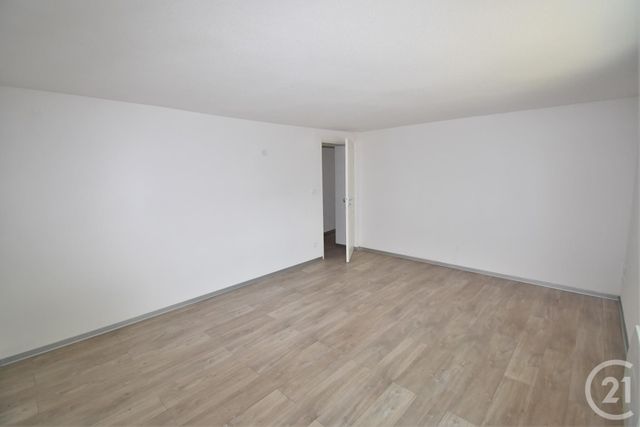 Afficher la photo en grand Appartement T3 à vendre - 3 pièces - 66.25 m2 - MORTEAU - 25 - FRANCHE-COMTE - Century 21 Pg Immobilier