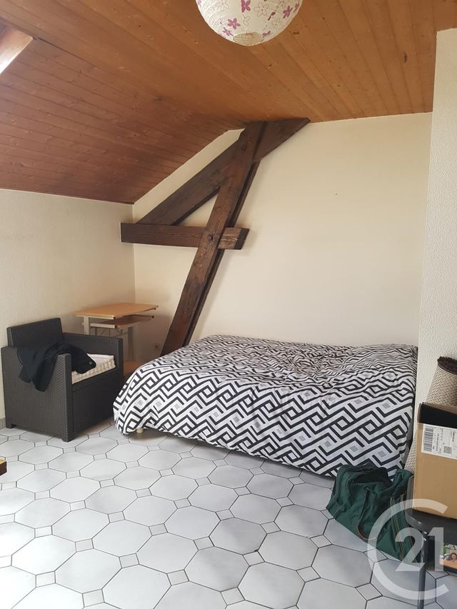 Afficher la photo en grand Appartement F1 à louer - 1 pièce - 24.0 m2 - MORTEAU - 25 - FRANCHE-COMTE - Century 21 Pg Immobilier