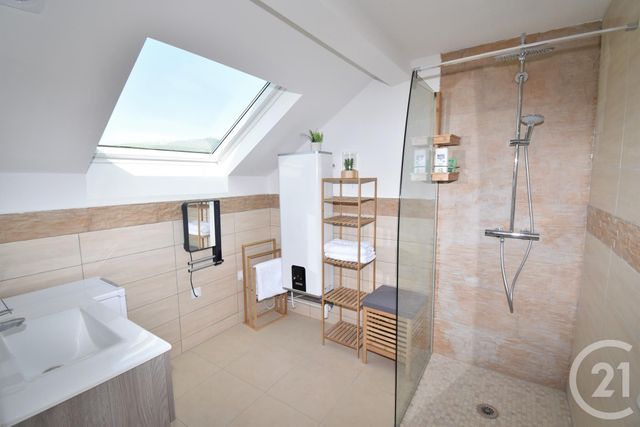 Afficher la photo en grand Appartement T3 à vendre - 3 pièces - 56.84 m2 - MORTEAU - 25 - FRANCHE-COMTE - Century 21 Pg Immobilier