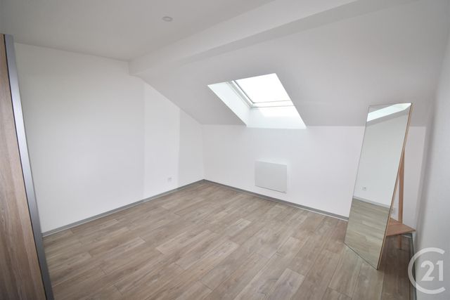 Afficher la photo en grand Appartement T3 à vendre - 3 pièces - 56.84 m2 - MORTEAU - 25 - FRANCHE-COMTE - Century 21 Pg Immobilier