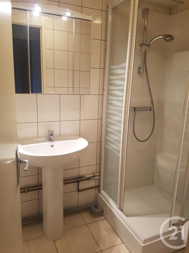 Afficher la photo en grand Appartement à louer - 2 pièces - 24.7 m2 - VILLERS LE LAC - 25 - FRANCHE-COMTE - Century 21 Pg Immobilier