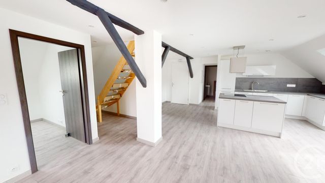 Appartement à vendre - 5 pièces - 84.37 m2 - VILLERS LE LAC - 25 - FRANCHE-COMTE - Century 21 Pg Immobilier