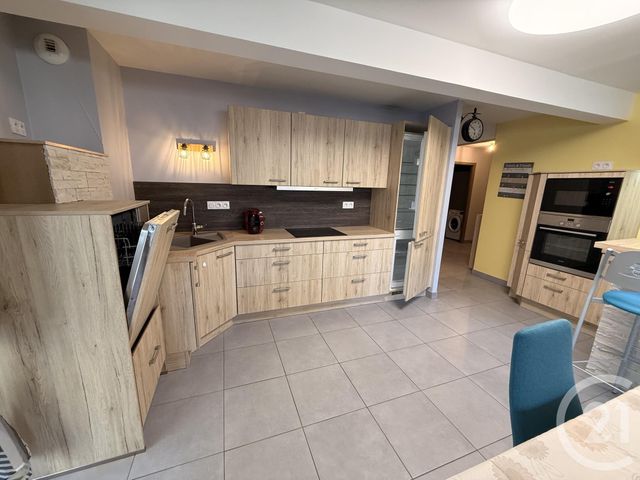 Appartement F2 à louer - 3 pièces - 72.05 m2 - MORTEAU - 25 - FRANCHE-COMTE - Century 21 Avenir Immobilier