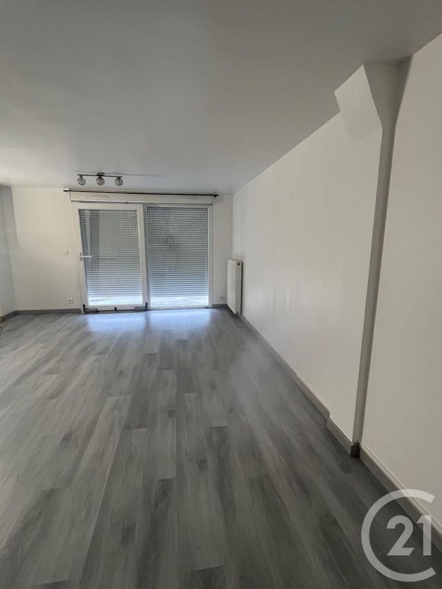 Appartement F3 à louer - 3 pièces - 91.9 m2 - LES FINS - 25 - FRANCHE-COMTE - Century 21 Avenir Immobilier