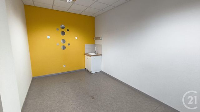 Appartement Local à louer - 1 pièce - 49.14 m2 - VILLERS LE LAC - 25 - FRANCHE-COMTE - Century 21 Avenir Immobilier