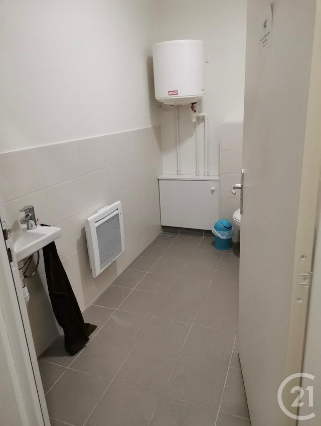 Afficher la photo en grand Appartement Local à louer - 1 pièce - 49.14 m2 - VILLERS LE LAC - 25 - FRANCHE-COMTE - Century 21 Avenir Immobilier
