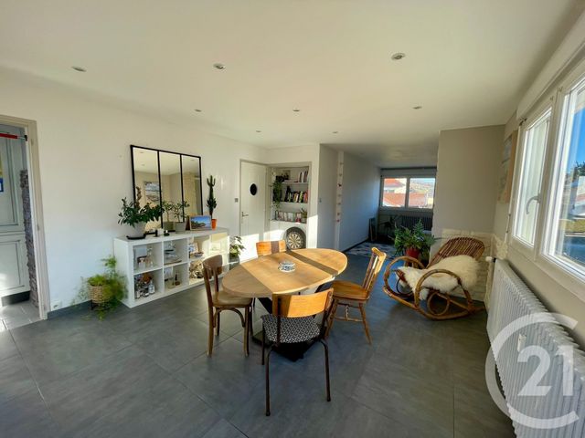 Appartement F4 à vendre - 4 pièces - 81.01 m2 - VILLERS LE LAC - 25 - FRANCHE-COMTE - Century 21 Avenir Immobilier