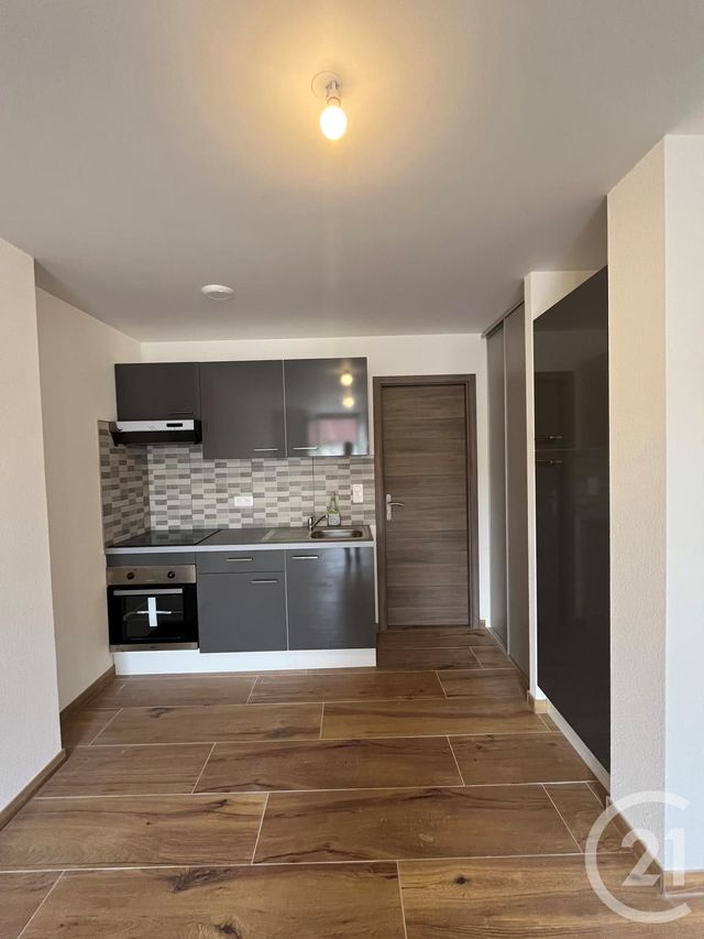 Appartement F1 à louer - 1 pièce - 28.0 m2 - MORTEAU - 25 - FRANCHE-COMTE - Century 21 Pg Immobilier