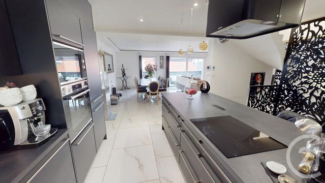 Appartement F3 bis à vendre - 4 pièces - 144.05 m2 - MONTLEBON - 25 - FRANCHE-COMTE - Century 21 Avenir Immobilier