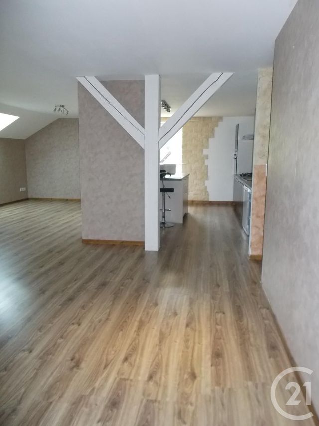 Appartement F4 à louer - 4 pièces - 130.05 m2 - LES FINS - 25 - FRANCHE-COMTE - Century 21 Avenir Immobilier