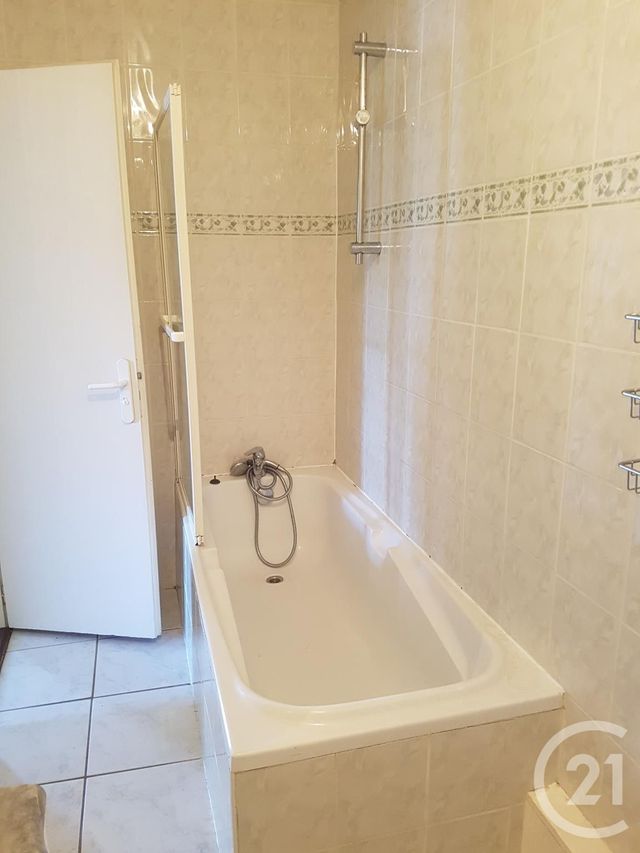 Afficher la photo en grand Appartement T3 à vendre - 3 pièces - 68.78 m2 - MORTEAU - 25 - FRANCHE-COMTE - Century 21 Avenir Immobilier