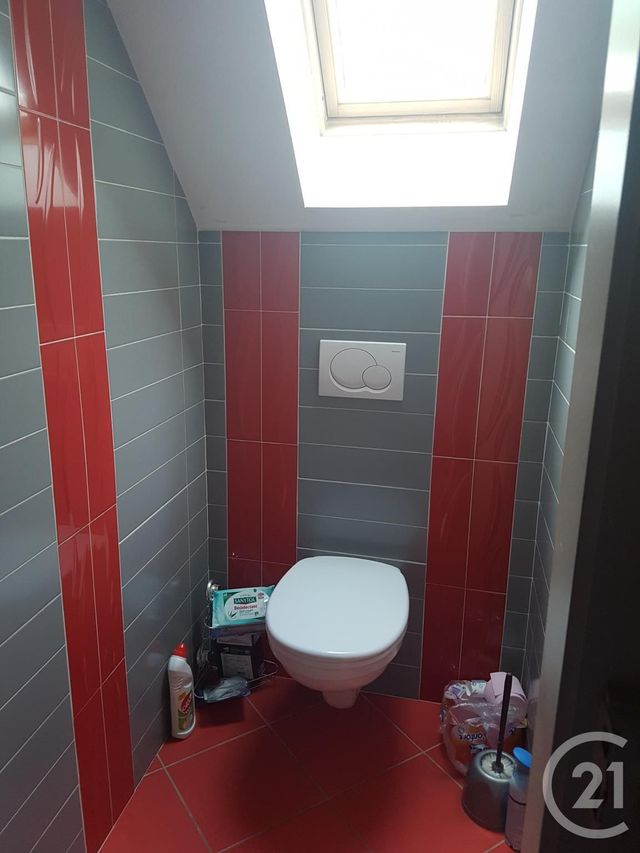Afficher la photo en grand Appartement à louer - 7 pièces - 110.0 m2 - MORTEAU - 25 - FRANCHE-COMTE - Century 21 Avenir Immobilier