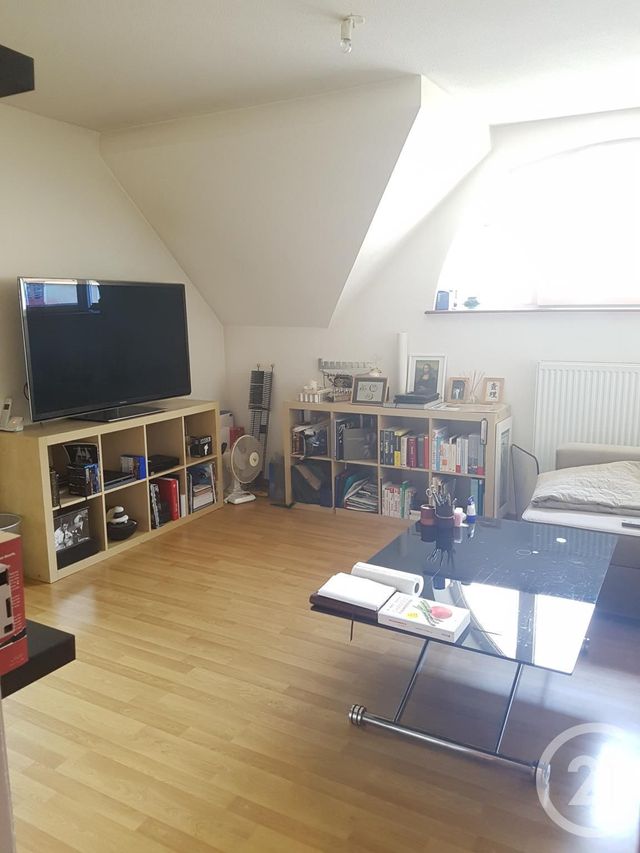 Afficher la photo en grand Appartement à louer - 7 pièces - 110.0 m2 - MORTEAU - 25 - FRANCHE-COMTE - Century 21 Avenir Immobilier