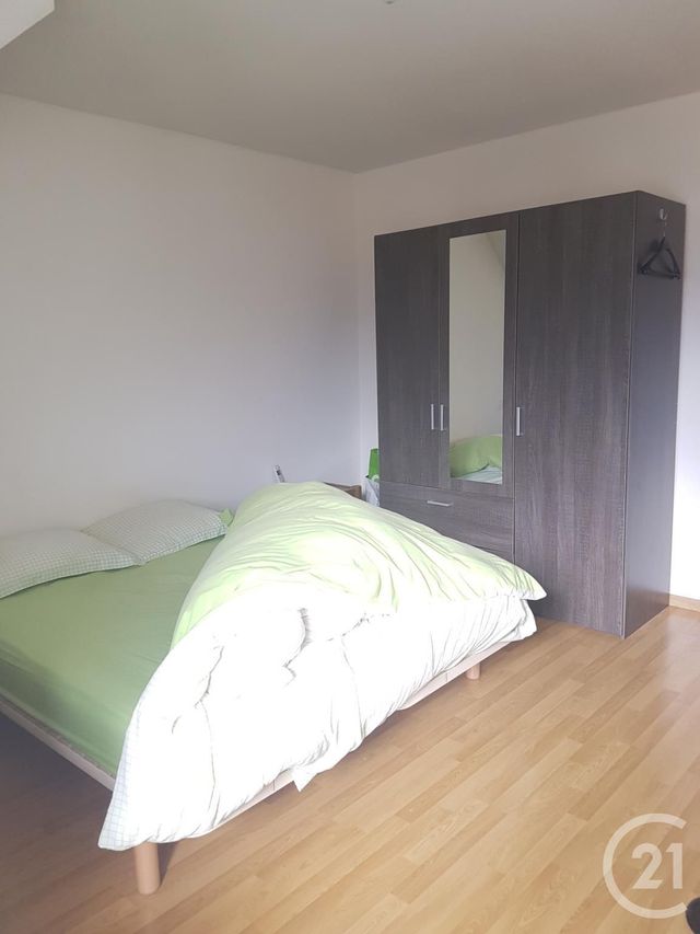 Afficher la photo en grand Appartement à louer - 7 pièces - 110.0 m2 - MORTEAU - 25 - FRANCHE-COMTE - Century 21 Avenir Immobilier