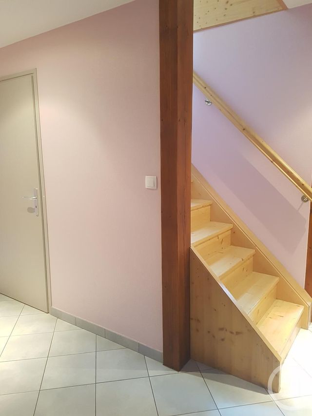 Afficher la photo en grand Appartement à louer - 7 pièces - 110.0 m2 - MORTEAU - 25 - FRANCHE-COMTE - Century 21 Avenir Immobilier